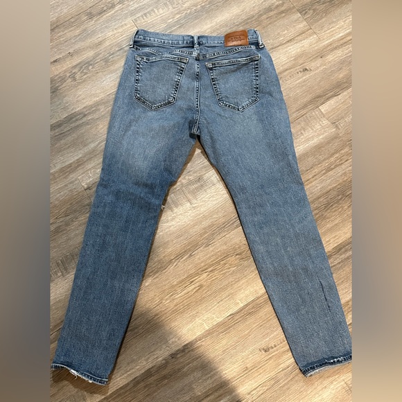 Abercrombie jeans - Picture 2 of 3